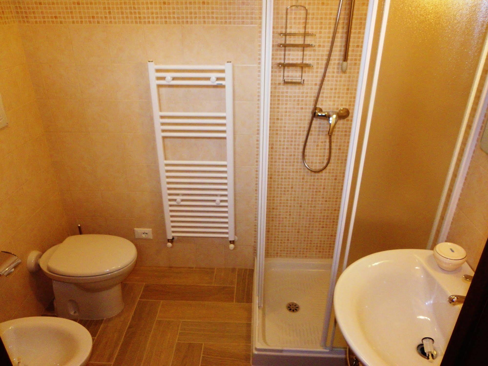 B&B Zio Cici Мінервіно-ді-Лечче Екстер'єр фото